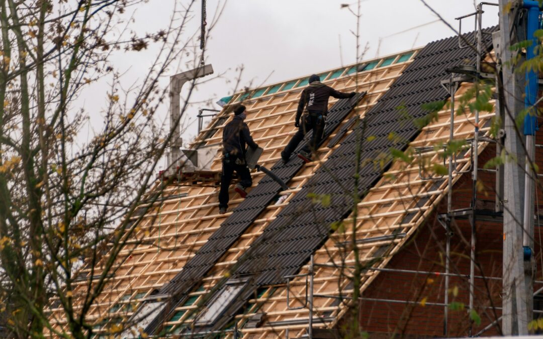 Hur mycket kostar det att anlita en takläggare för ett nytt tak?